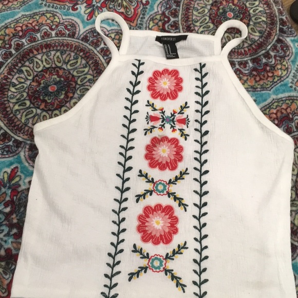 Forever 21 Tops - Croptop